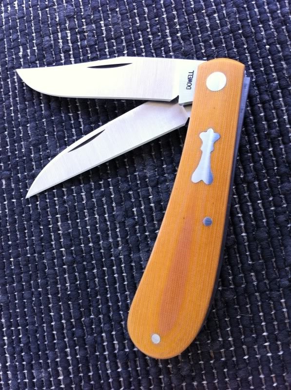 Dowell 2 blade wharncliffe trapper.jpg